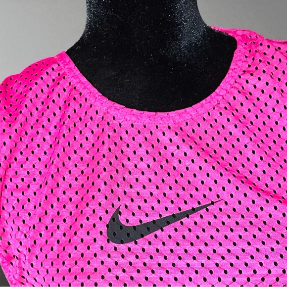 Nike Training Bib Fuchsia Mesh Sleeveless Top Scrimmage Women S Jersey Logo - Picture 3 of 8